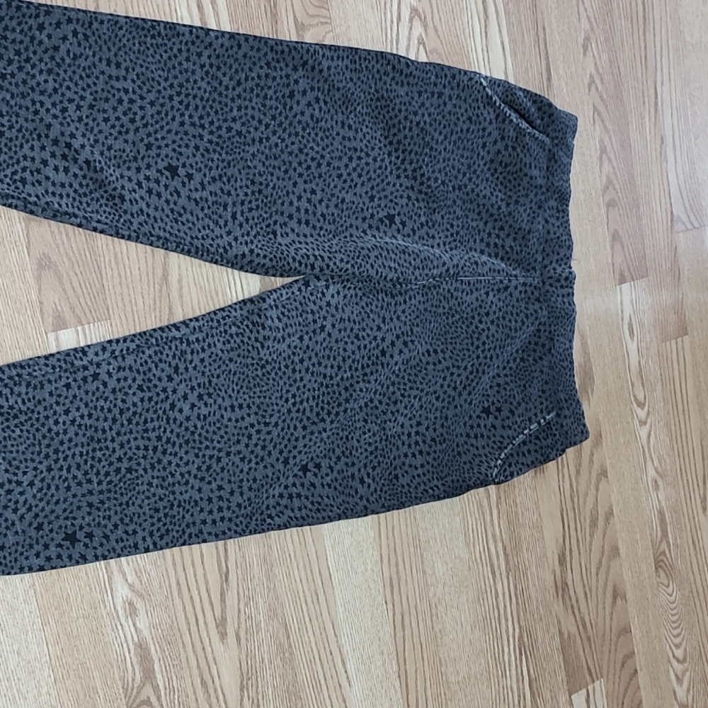 Z Supply Joggers. Pull on. Size Large